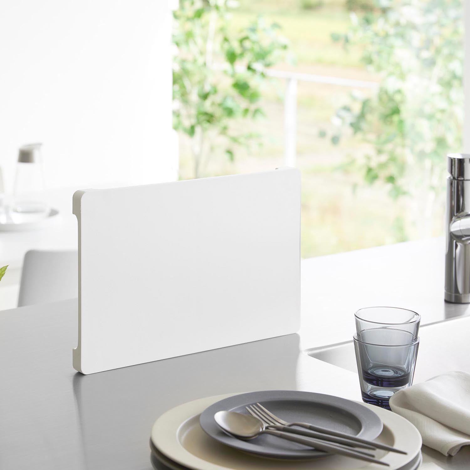 Tower Magnetic Cutting Board - Rectangular