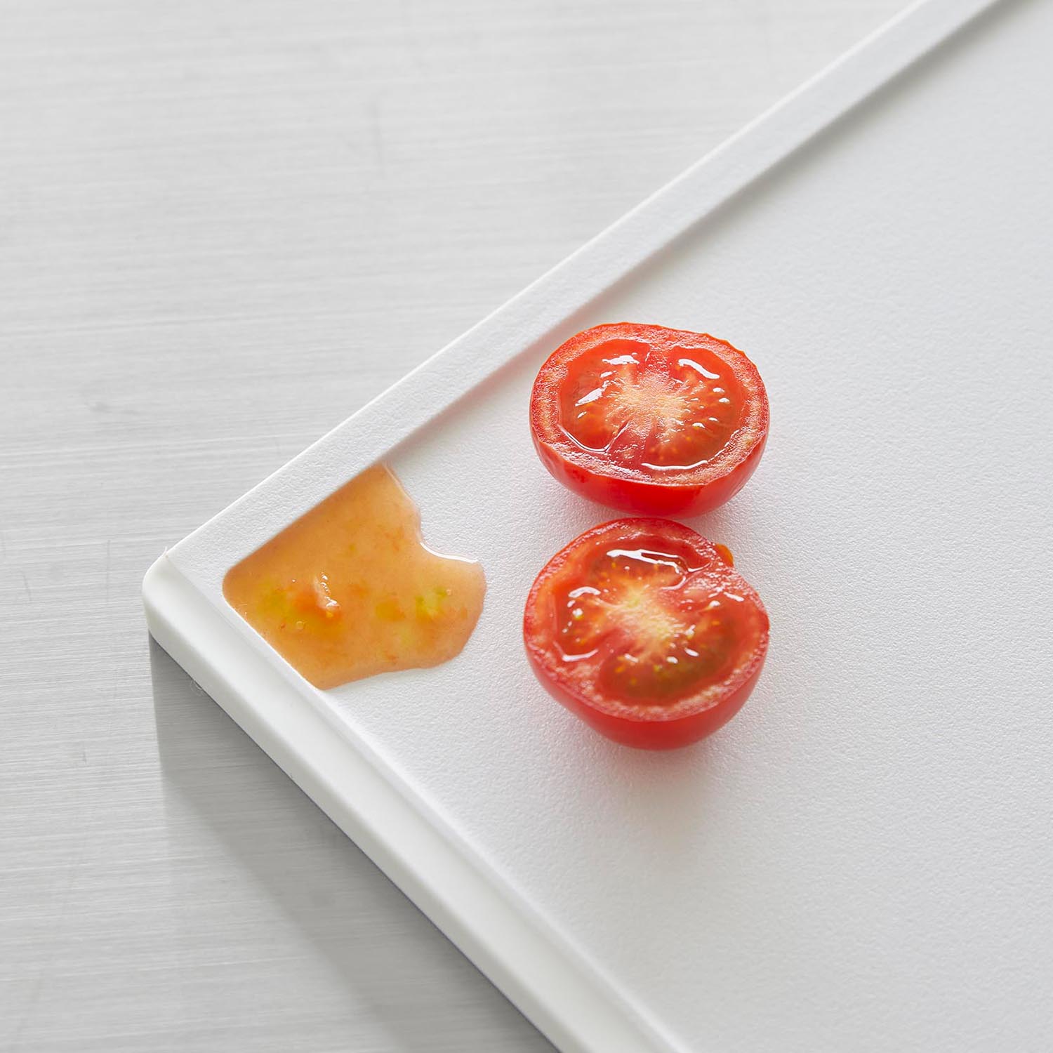 Tower Cutting Board Set