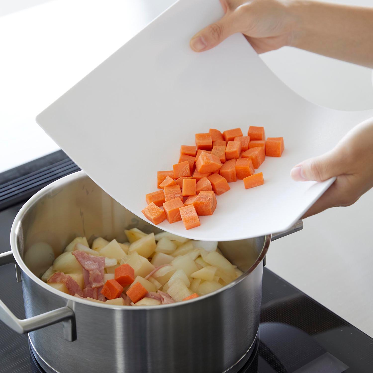 Tower Antibacterial Flexible Cutting Board