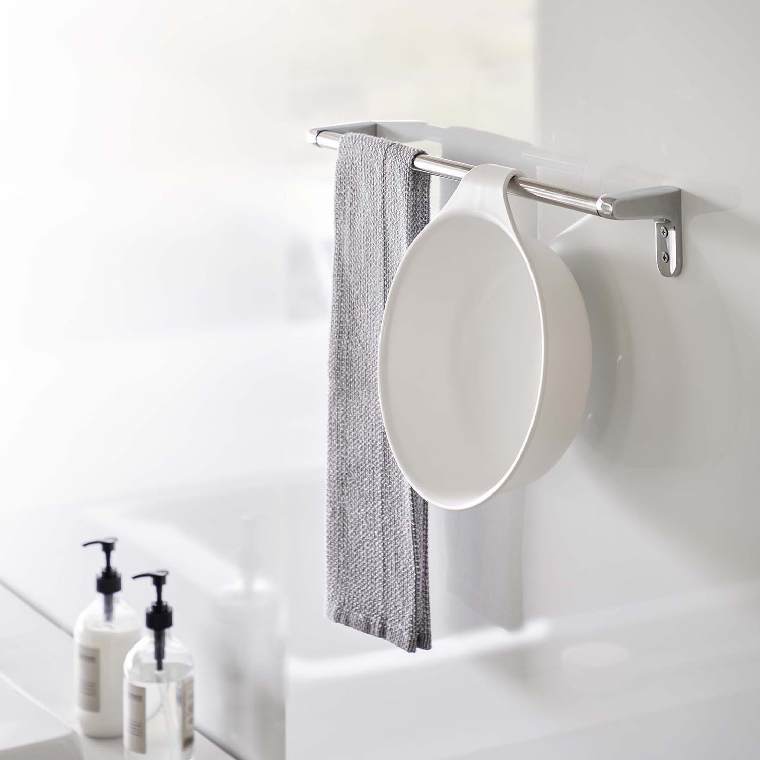 Mist Magnetic Shower Bucket