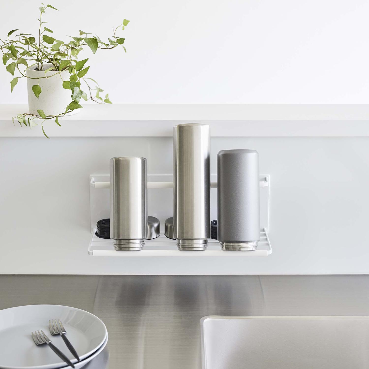 Tower  Magnetic Bottle Drying Rack