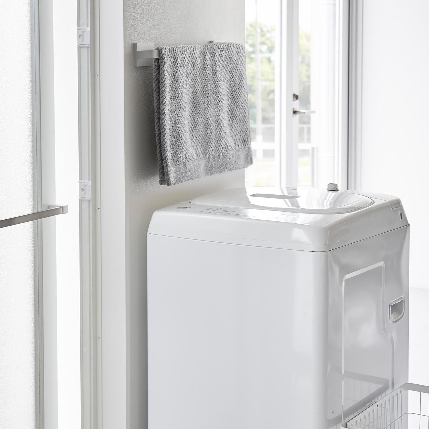 Plate Wall-Mounted Towel Hanger W36