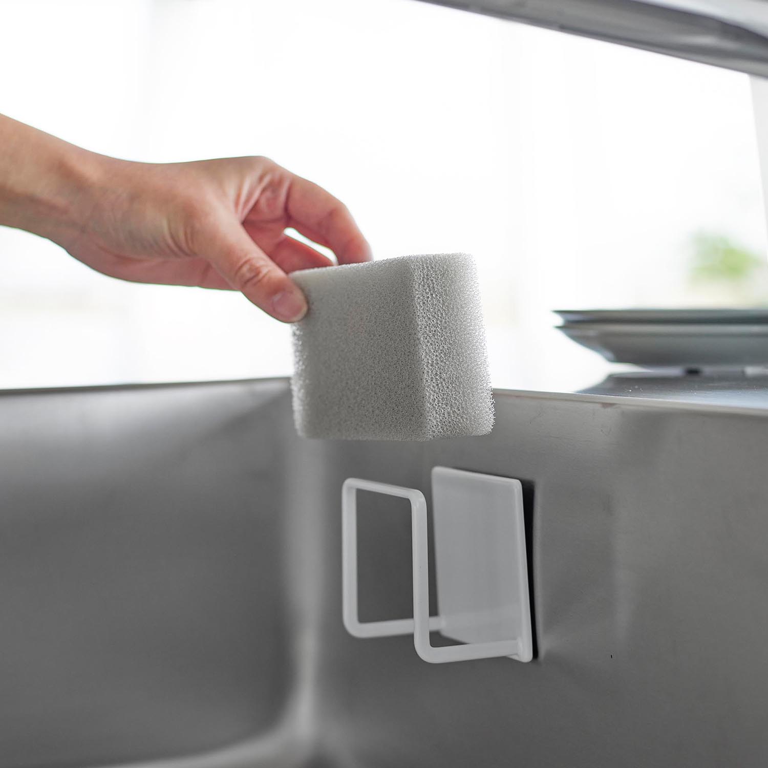 Tower Magnetic Sponge Holder