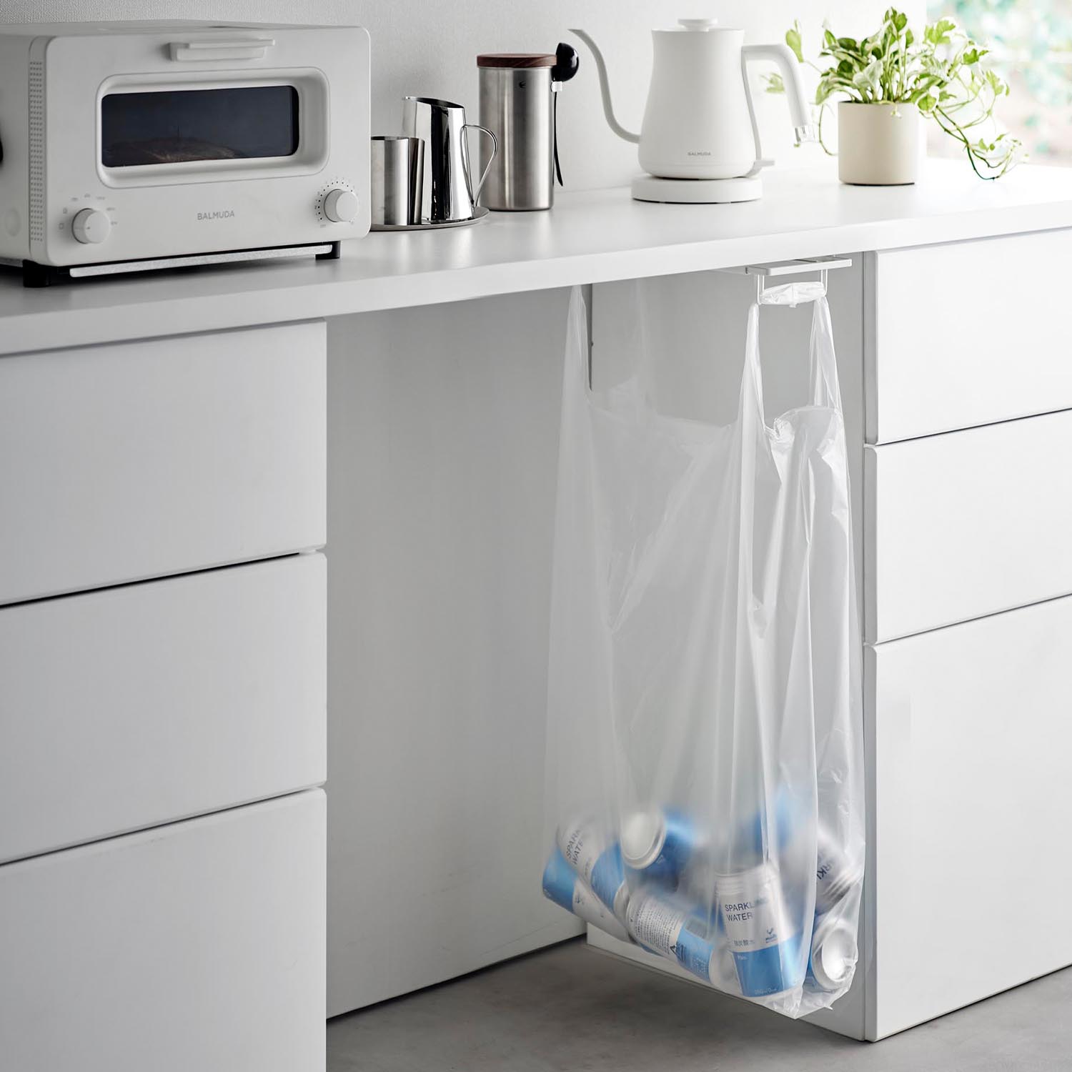 Tower Under-Shelf Plastic Bag Hanger