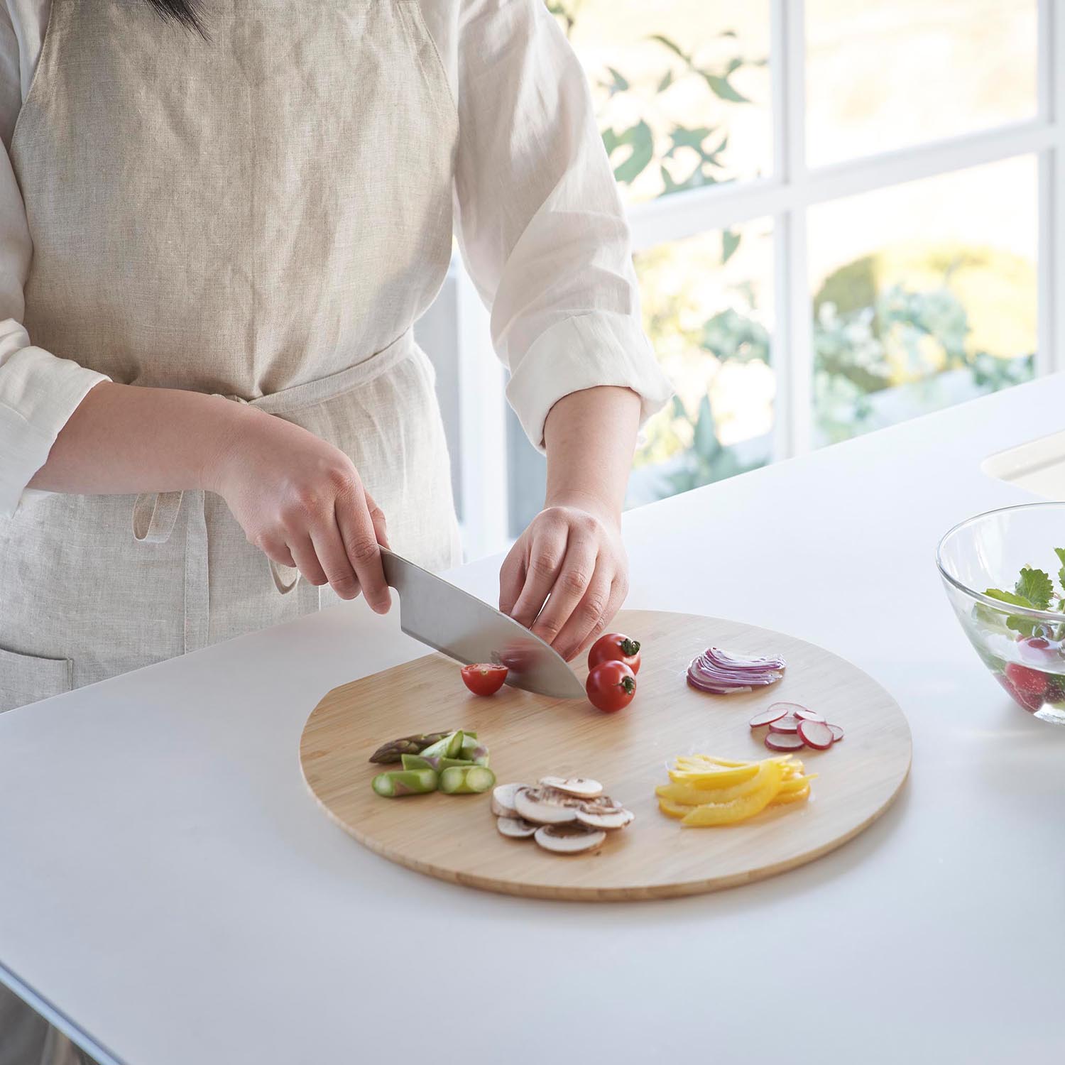 Tosca Round Bamboo Cutting Board