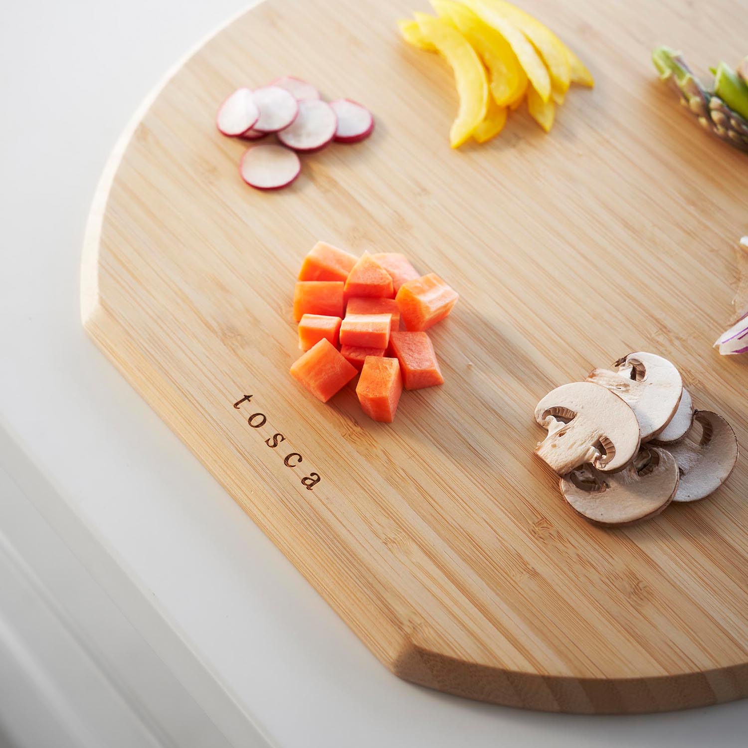 Tosca Round Bamboo Cutting Board