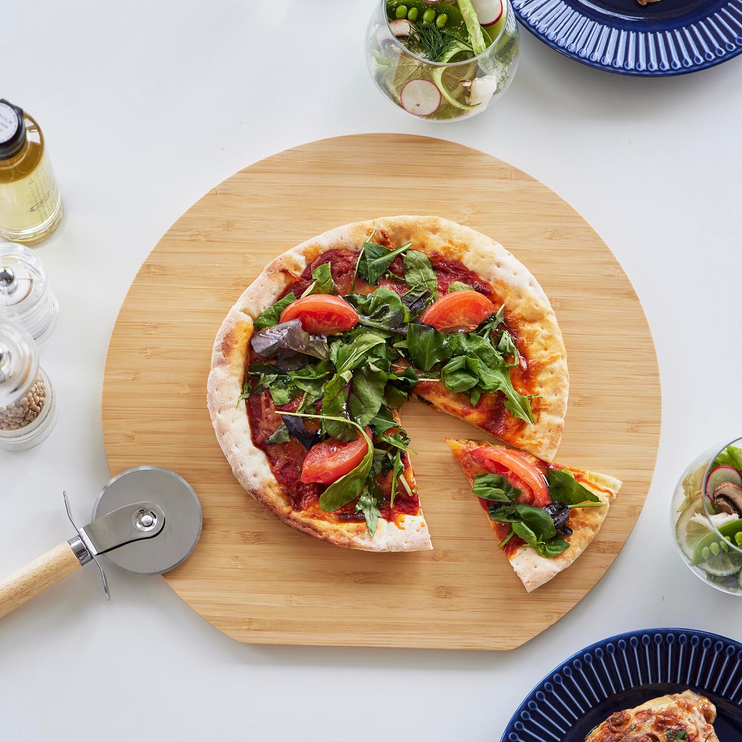 Tosca Round Bamboo Cutting Board