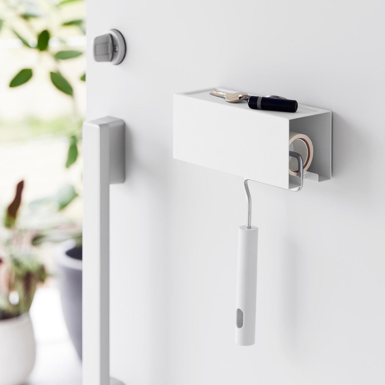 Tower Magnetic Carpet Cleaner Holder