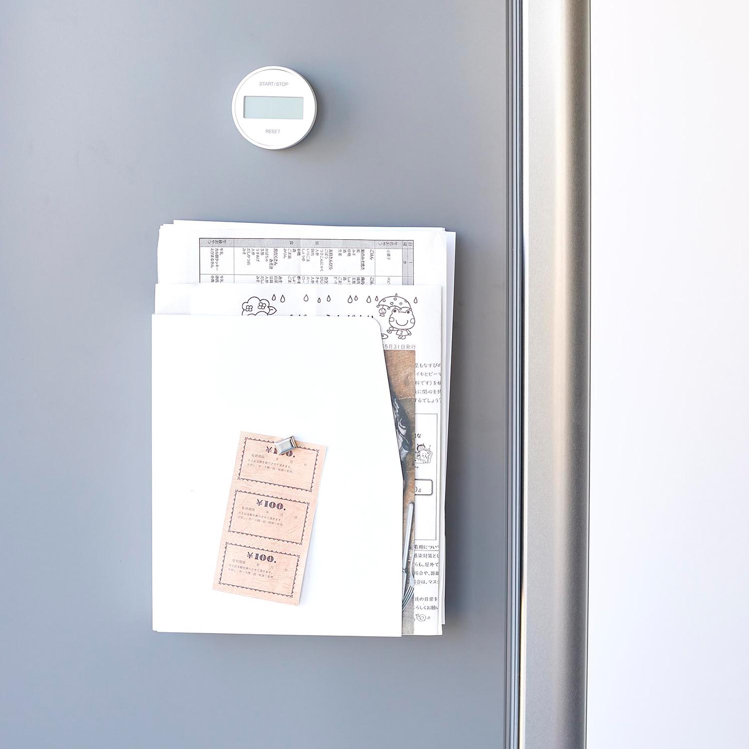 Tower Magnetic Document Case