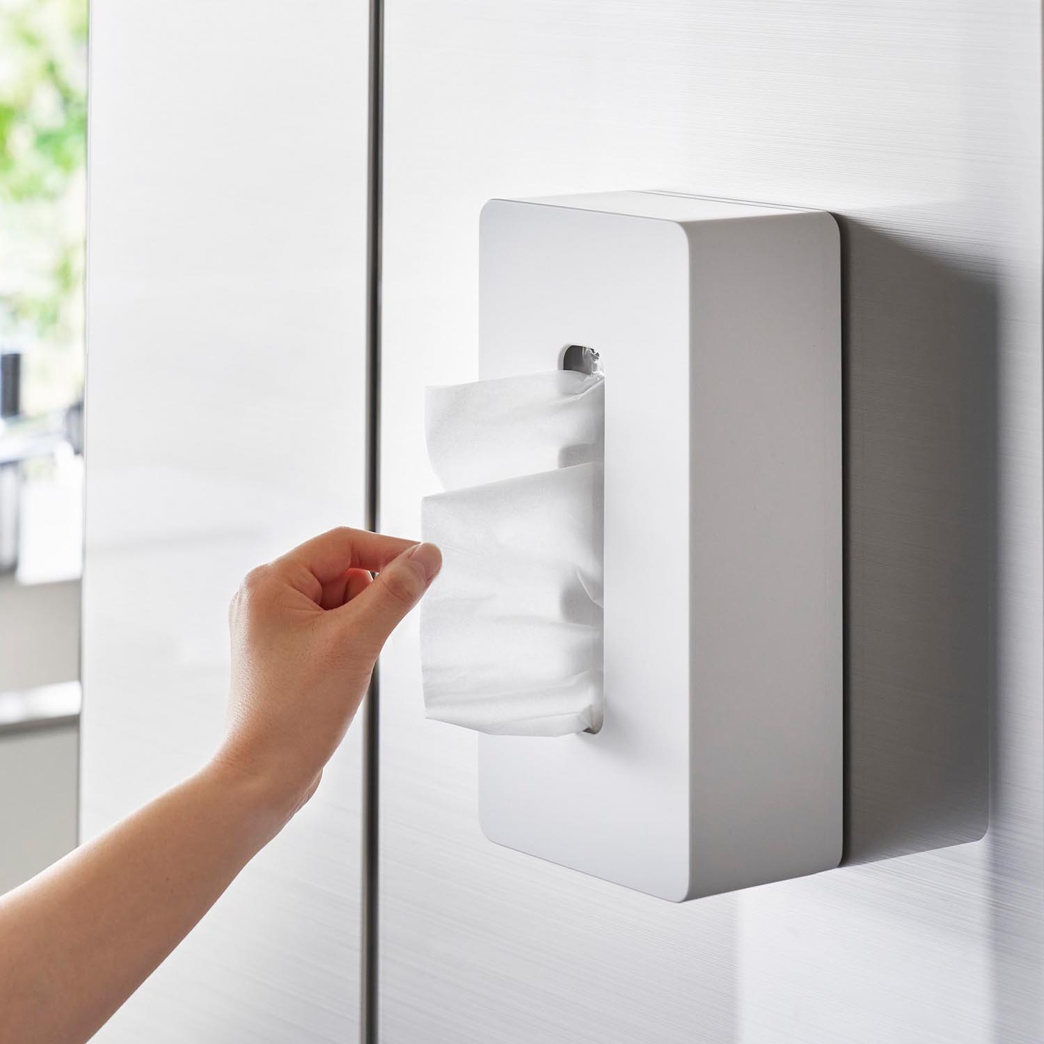 Tower Self-Adhesive Tissue Case