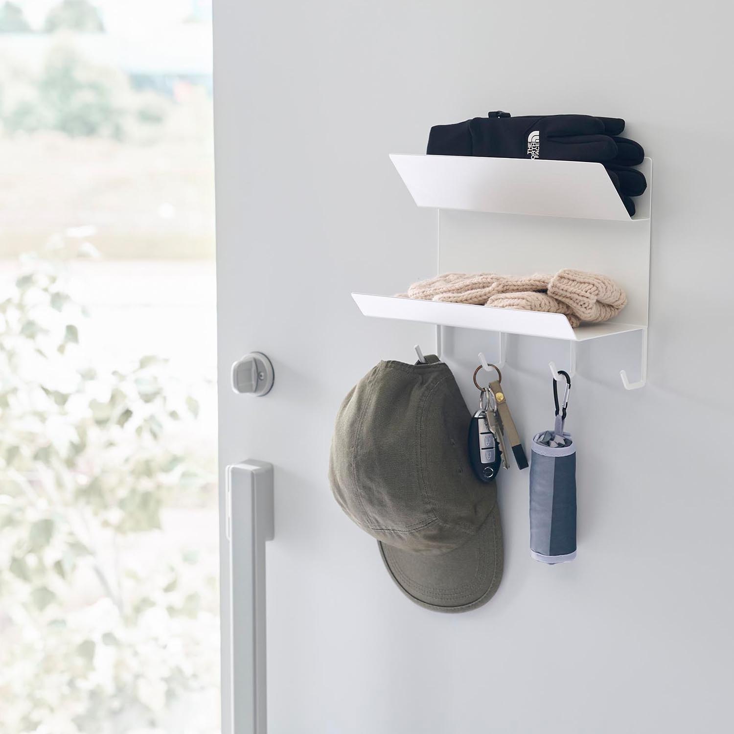 Tower Magnetic Glove Organiser With Hooks