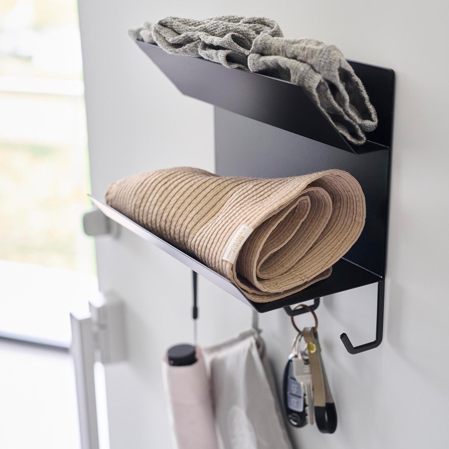 Tower Magnetic Glove Organiser With Hooks