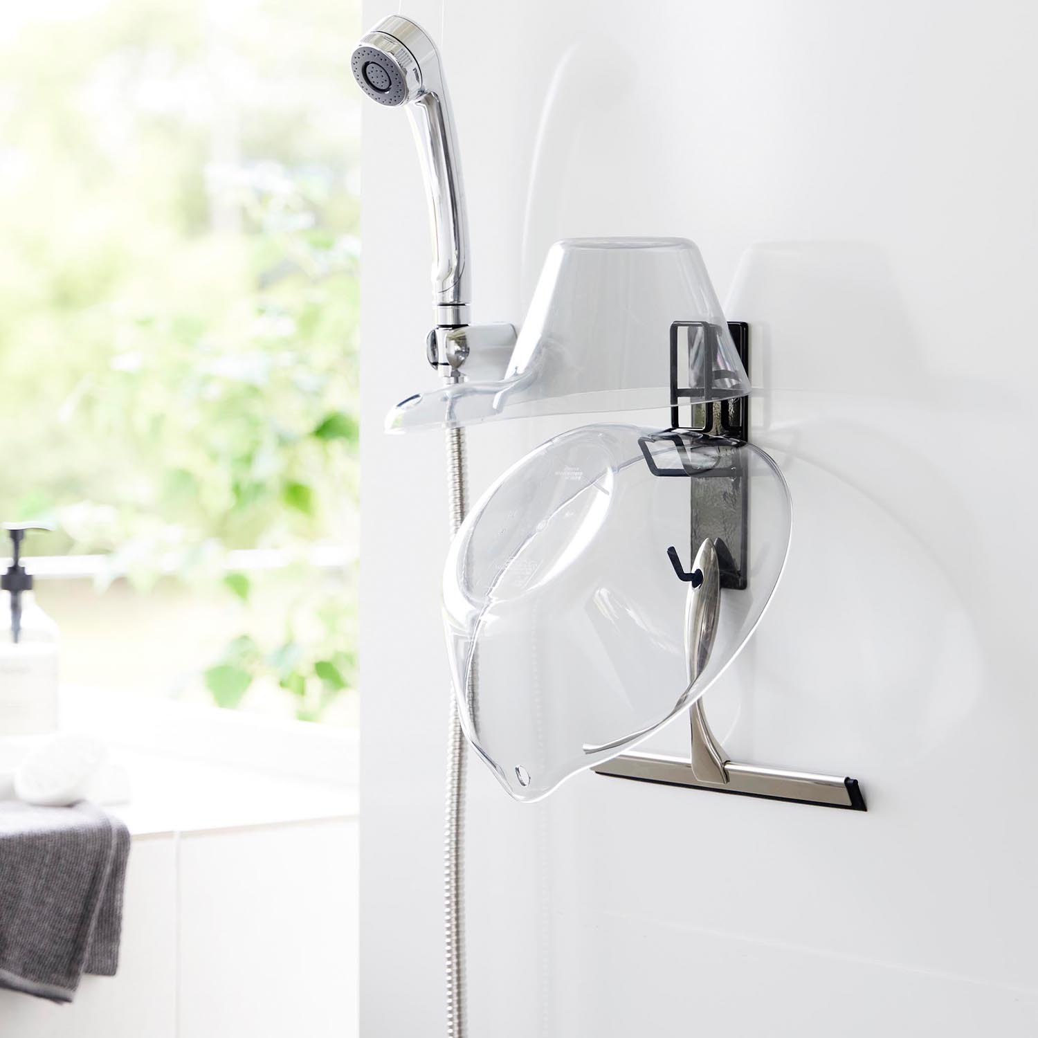 Tower Magnetic Bath Pail Holder