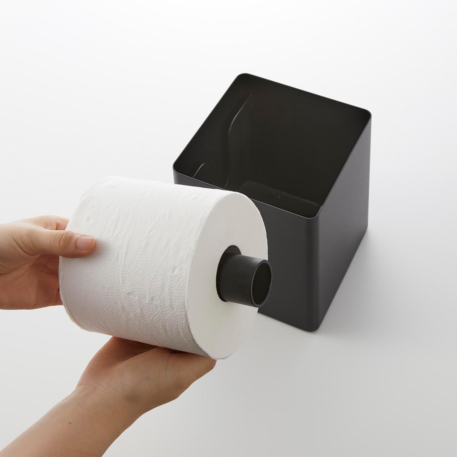 Rin Top-Dispensing Paper Holder