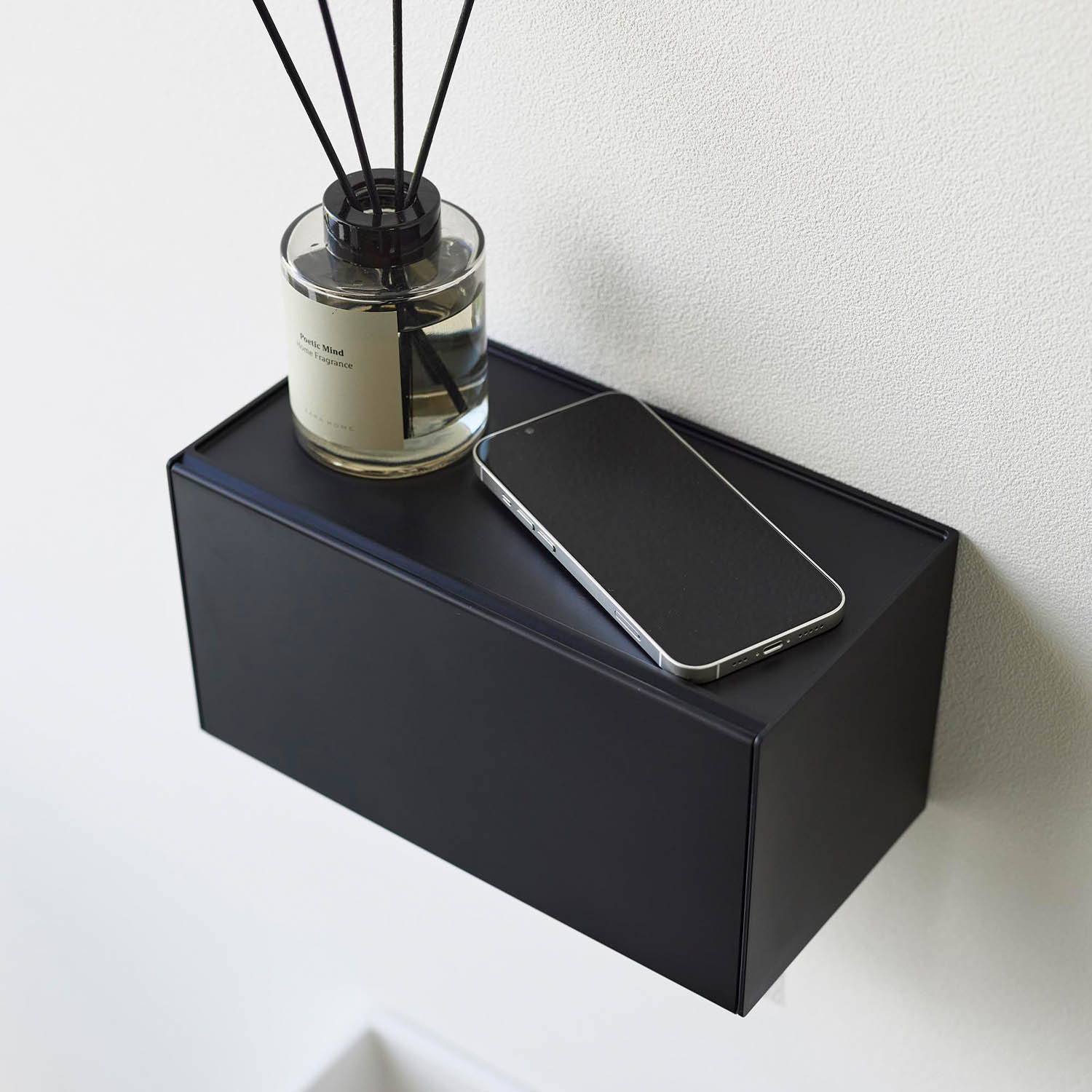 Tower Wall-Mounted Paper Towel Dispenser With Tray