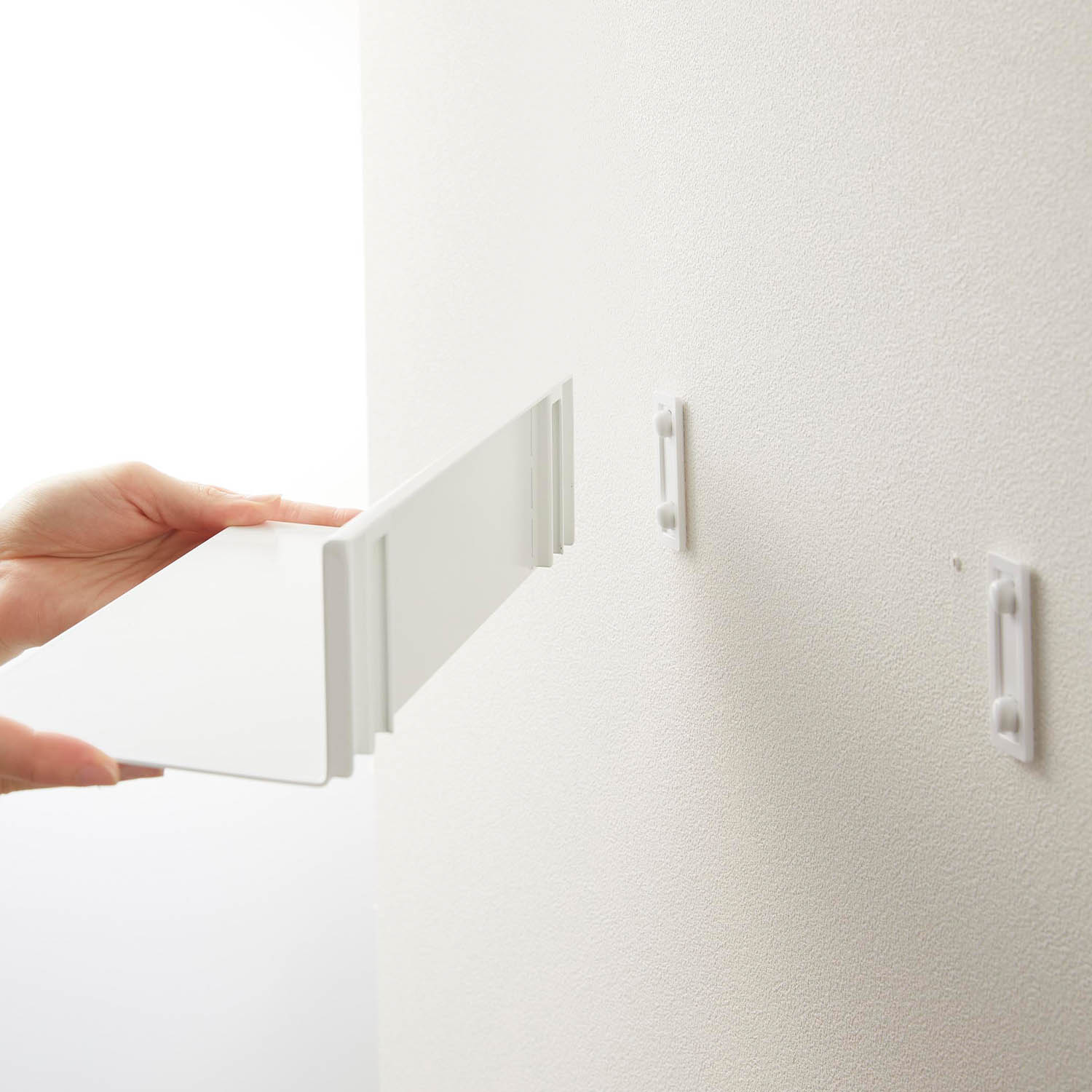Tower Wall-Mounted Floating Shelf
