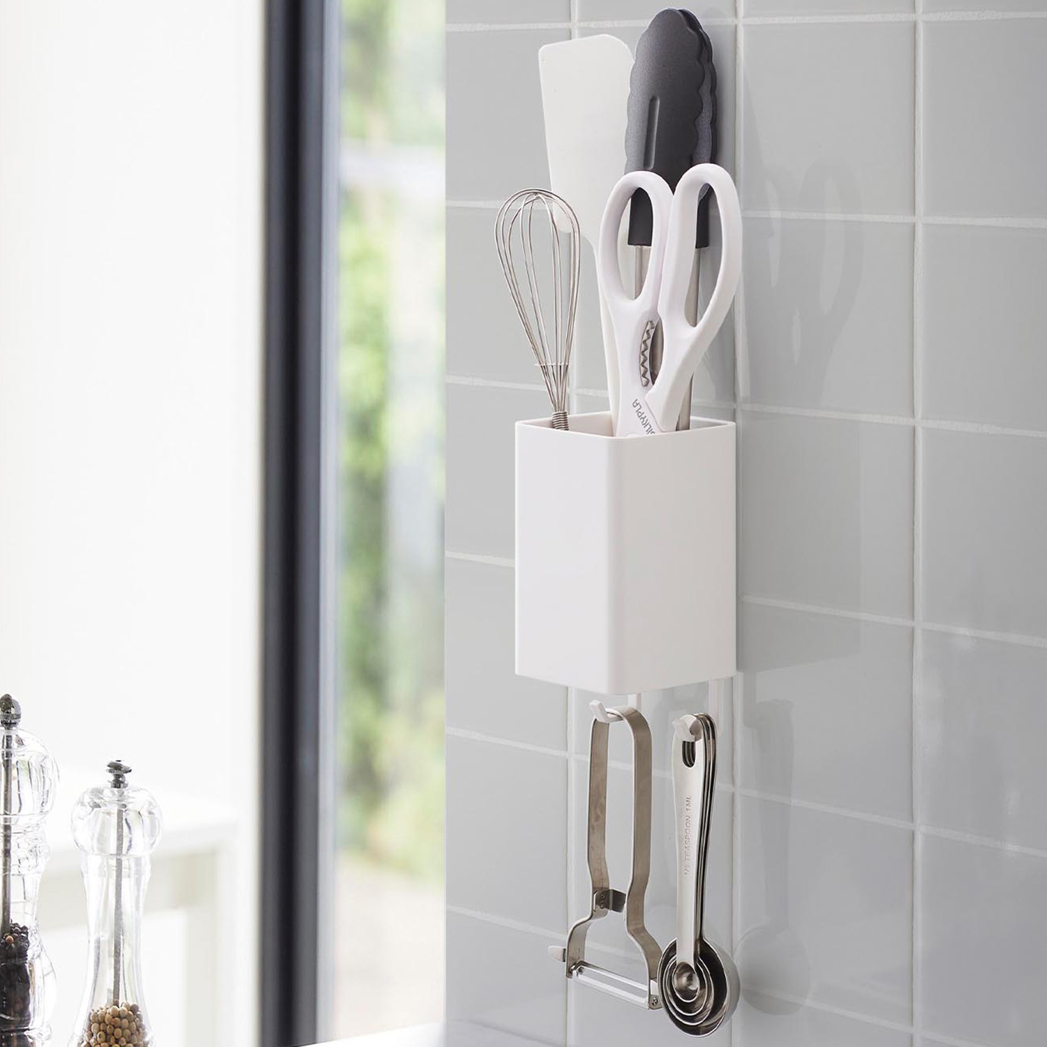 Plate Self Adhesive Storage Caddy - Small