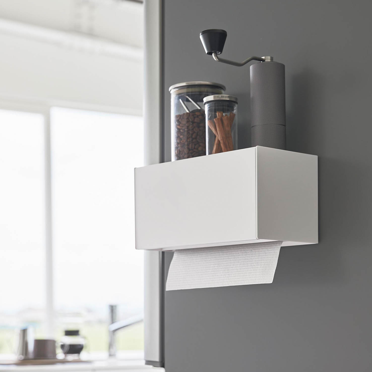 Tower Magnteic Paper Towel Dispenser With Tray