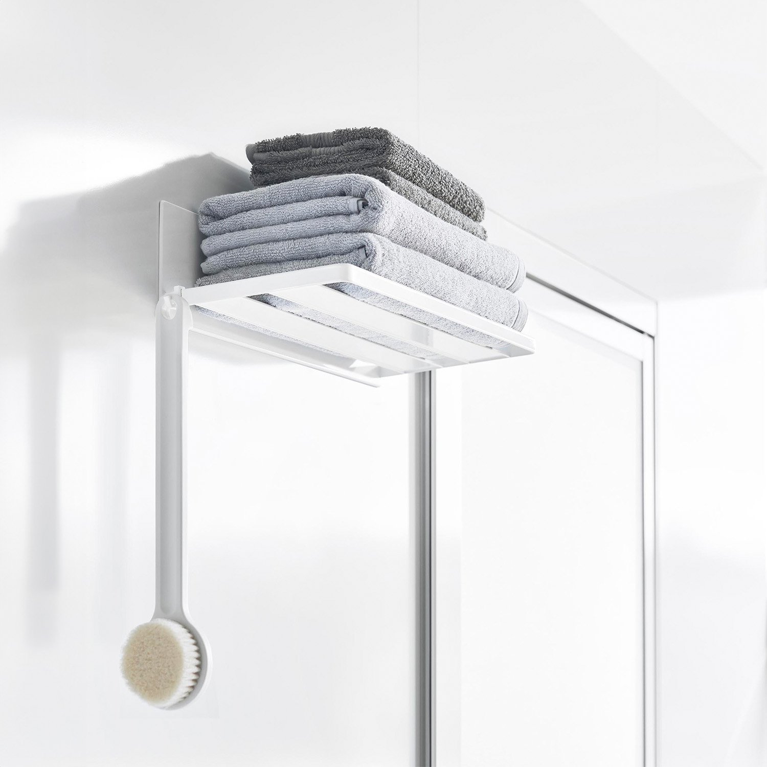 Mist Magnetic Bath Towel Rack