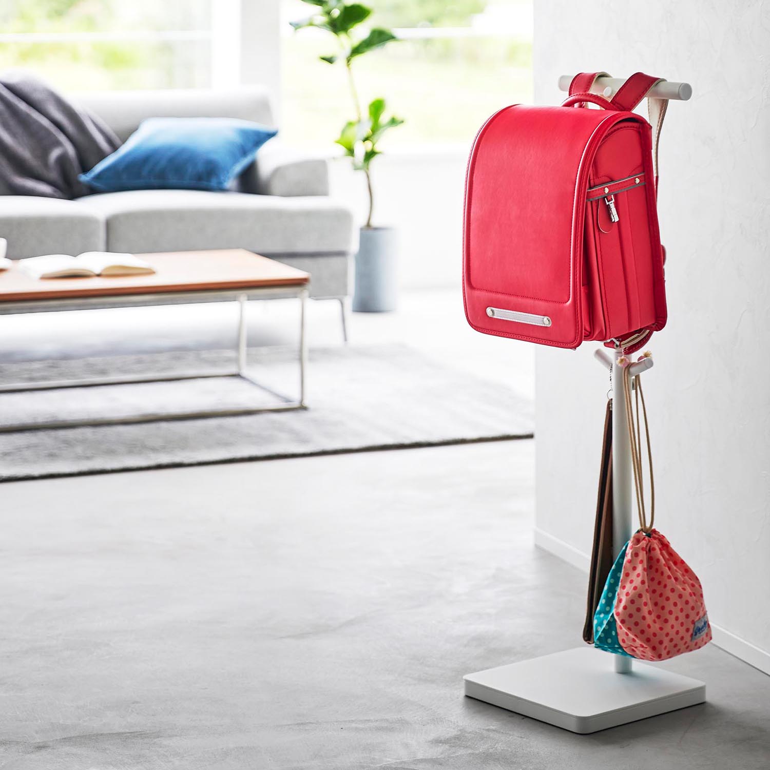 Tower Kids' Expandable Backpack Stand
