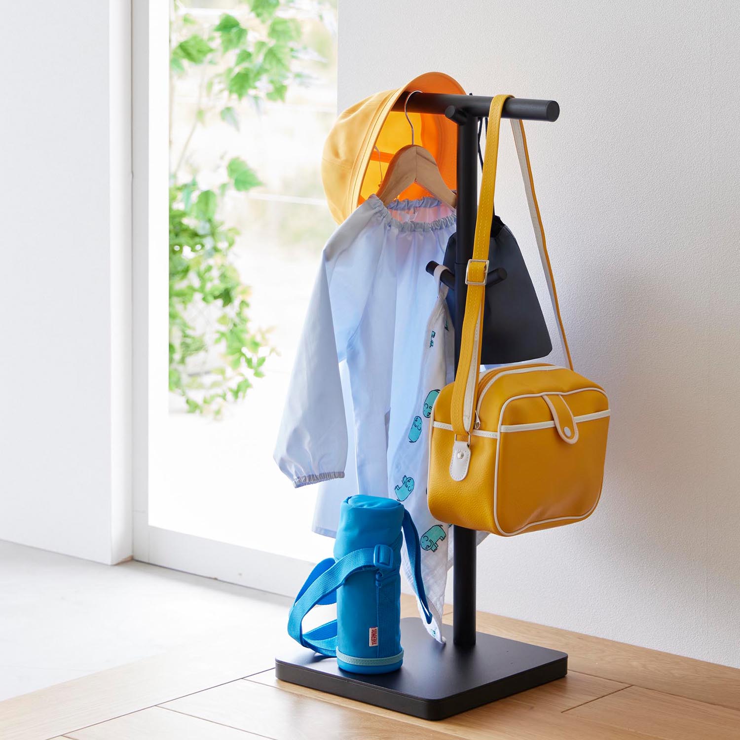 Tower Kids' Expandable Backpack Stand