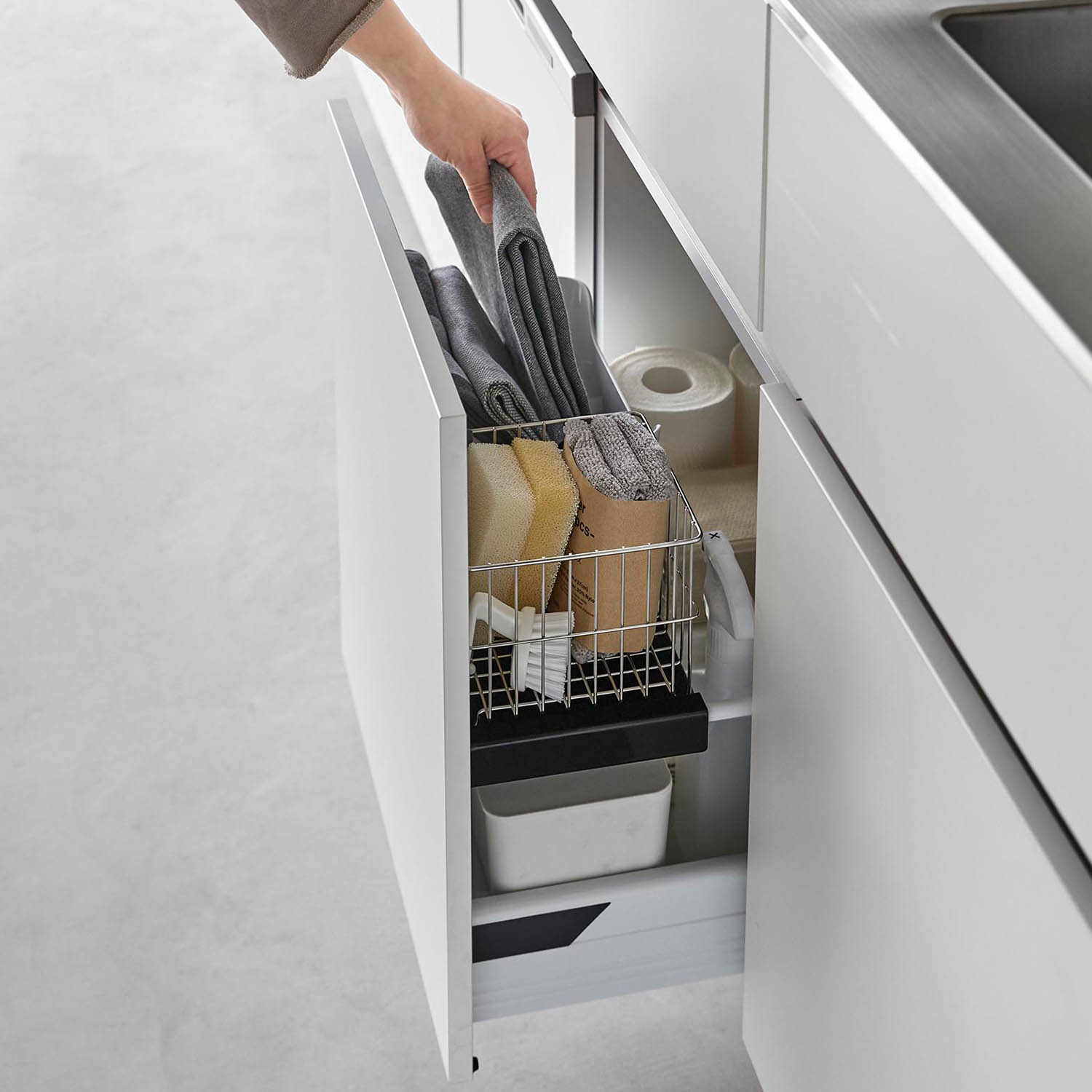 Tower Expandable Drawer Insert
