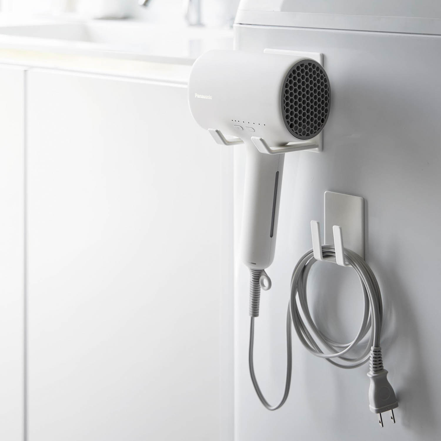 Tower Magnetic Cord & Dryer Holder