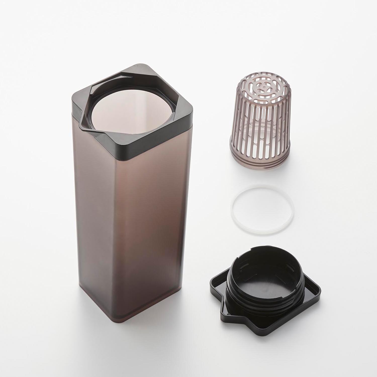 Tower Pitcher With Tea Bag Insert