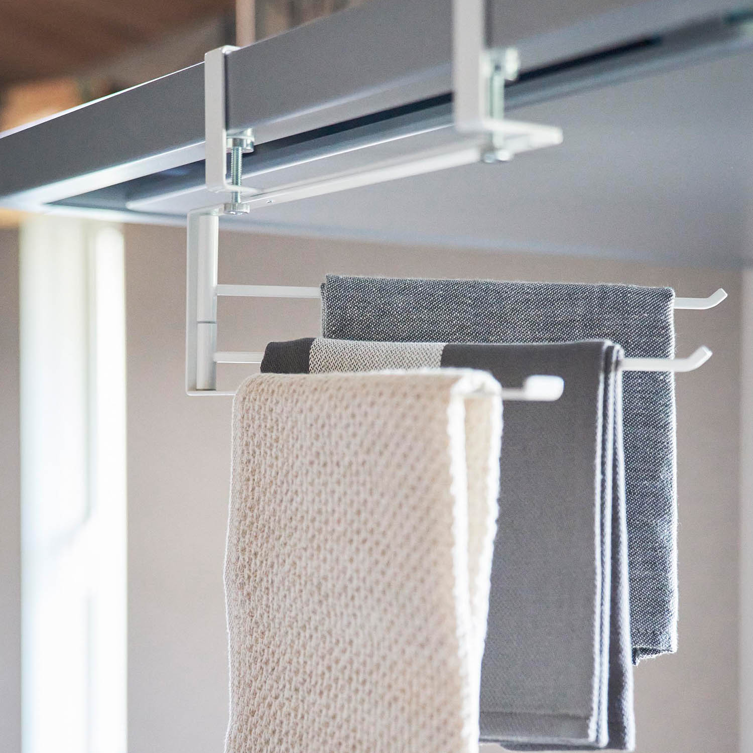 Tower Range Hood Hanging Adjustable Towel Rack