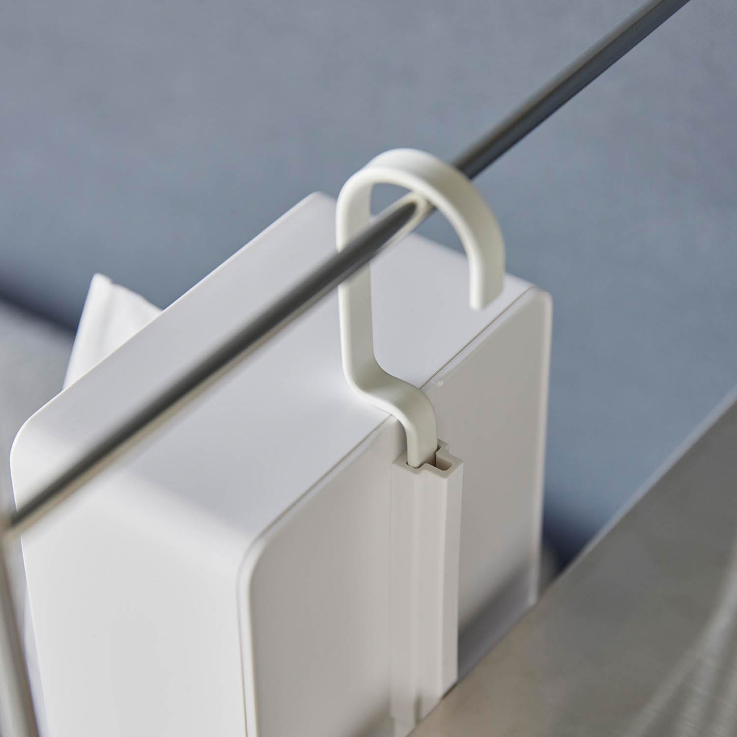 Tower Hanging Tissue Case