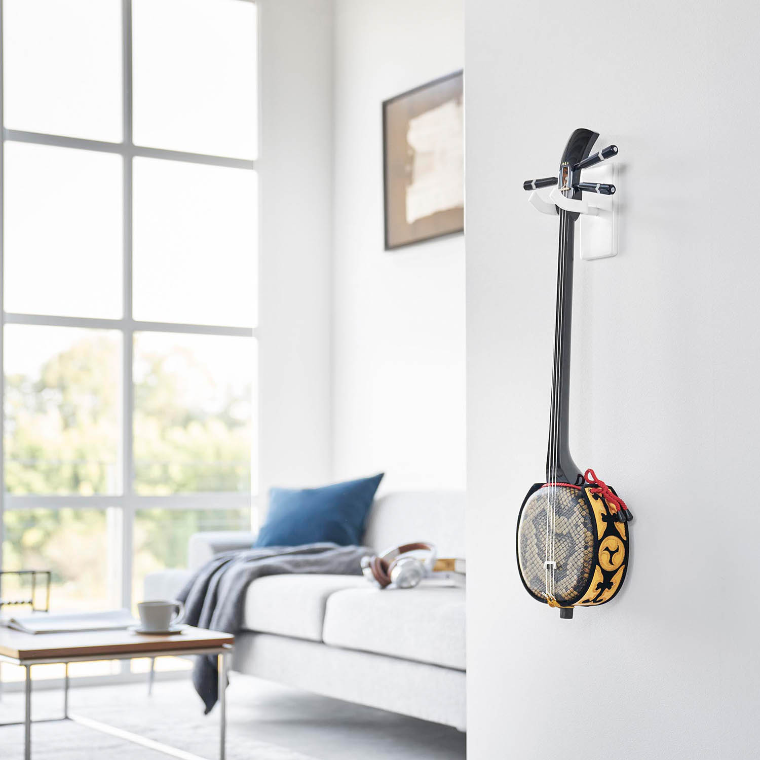 Tower Wall-Mounted Ukulele Holder