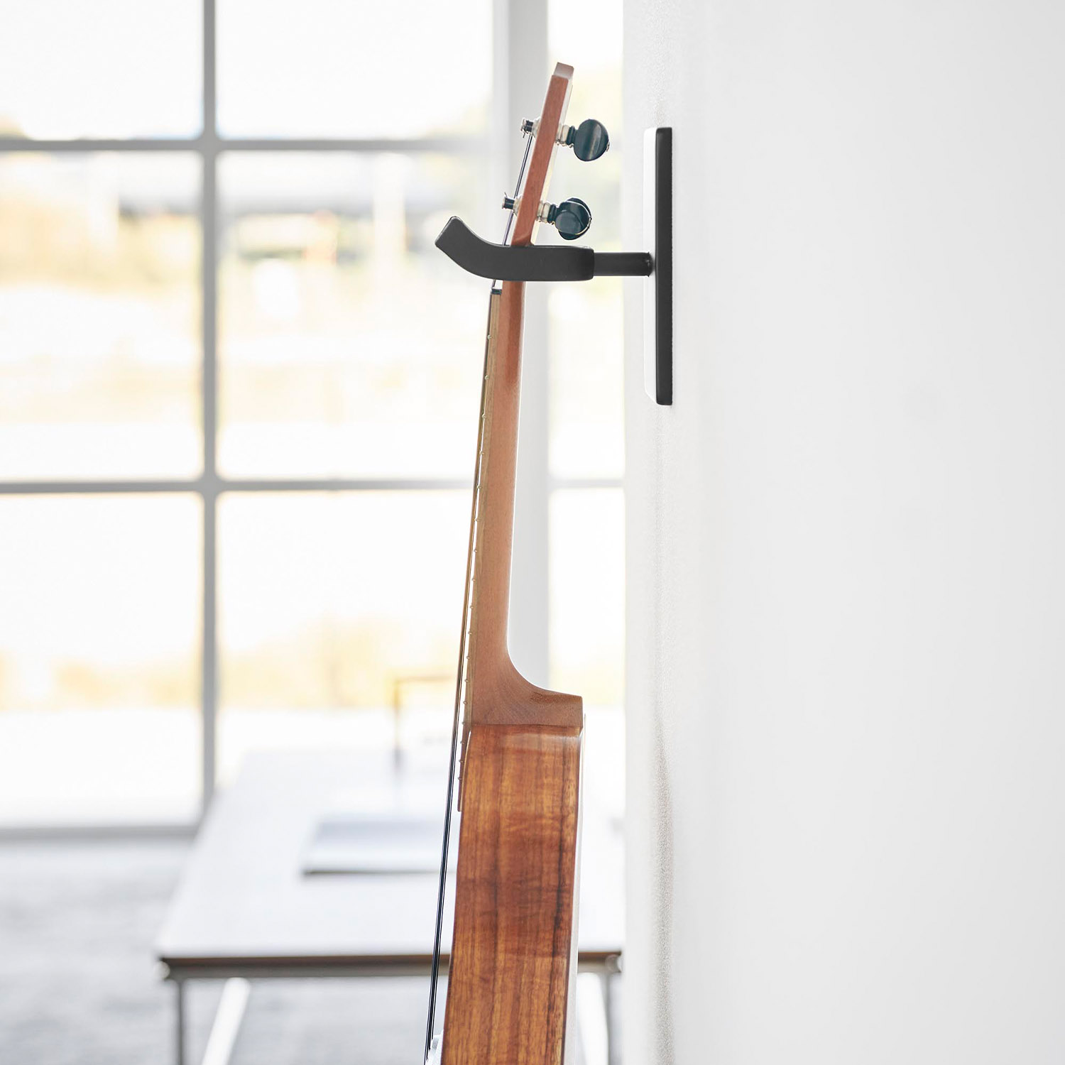 Tower Wall-Mounted Ukulele Holder