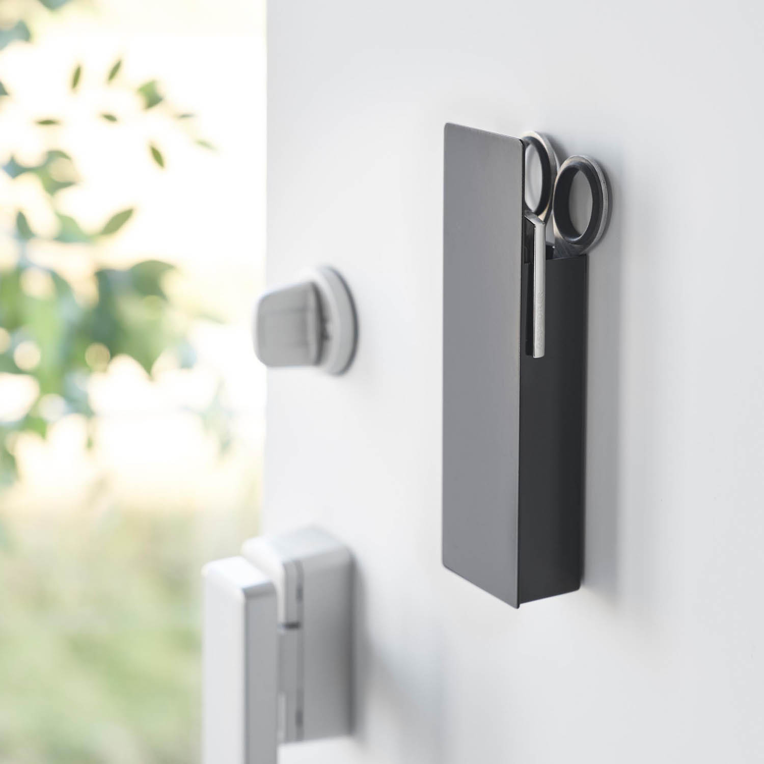 Tower Magetic Box Cutter Holder
