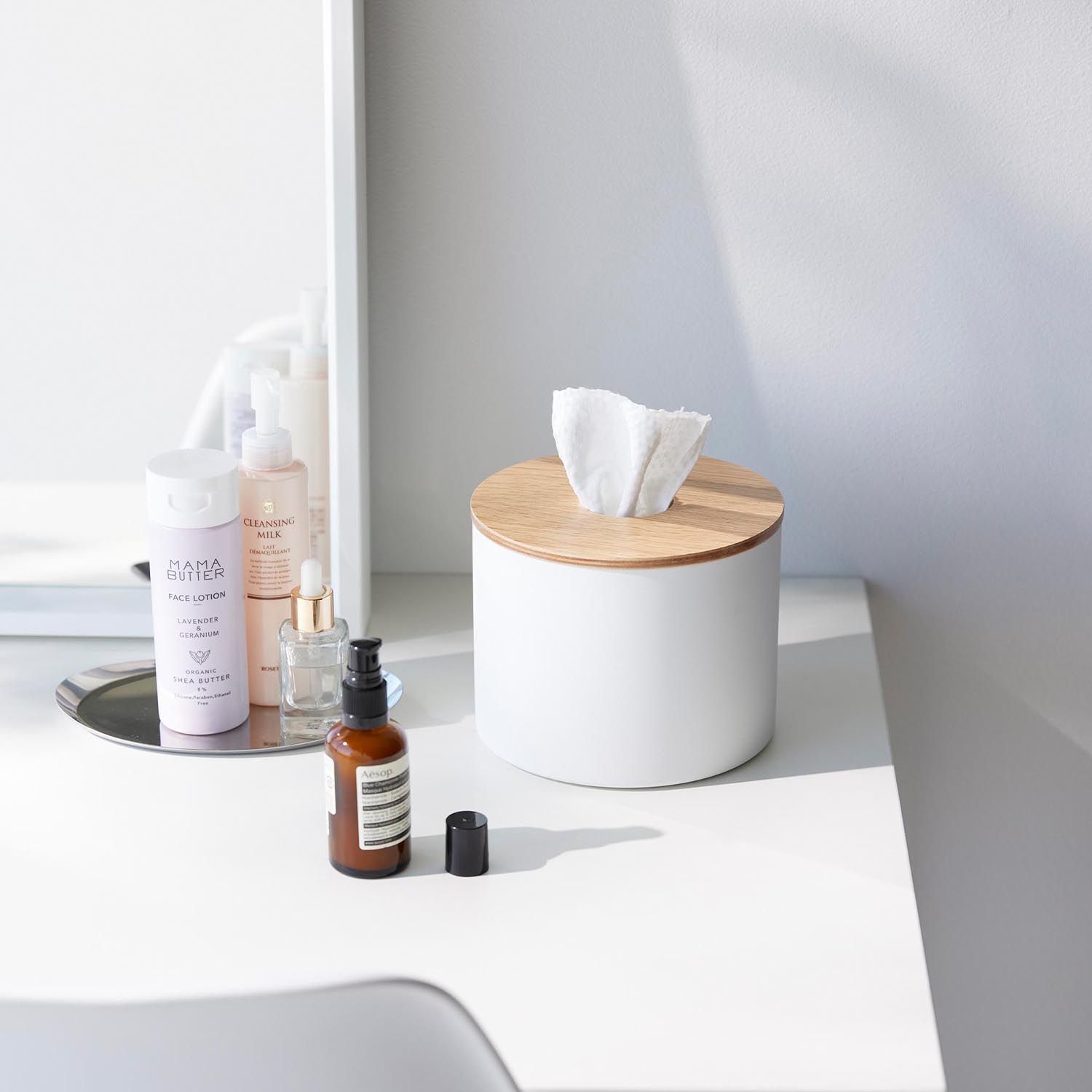Rin Make-Up Remover Towelette Holder