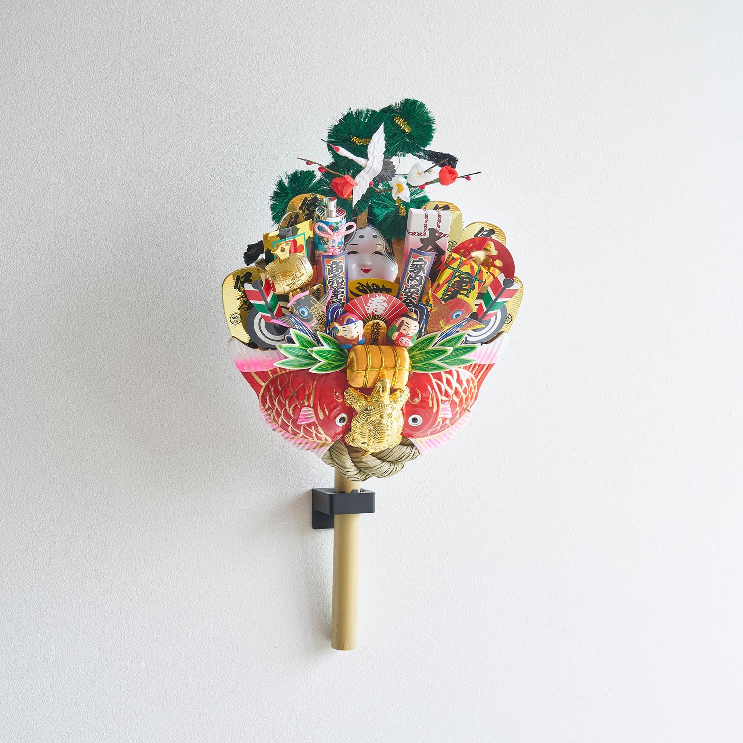 Tower Wall-Mounted Penlight Holder