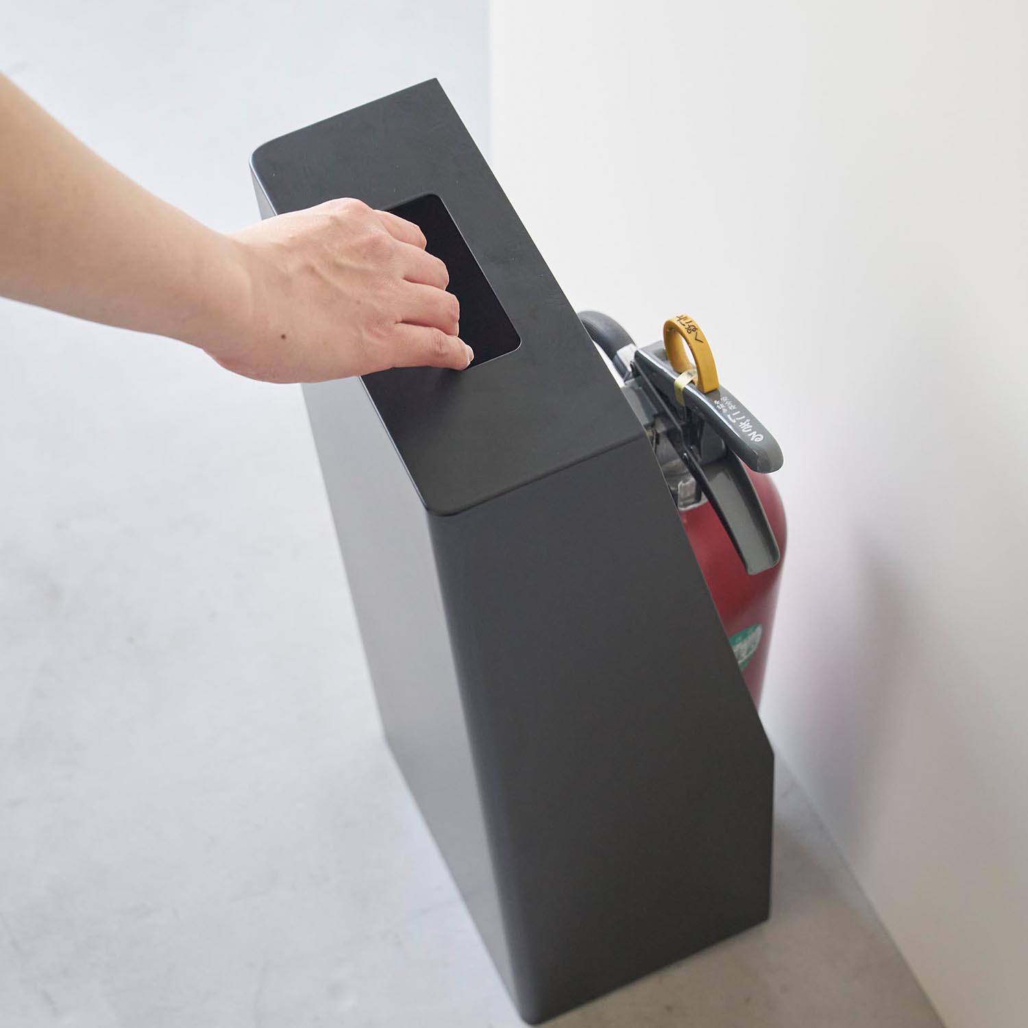 Tower Fire Extinguisher Stand