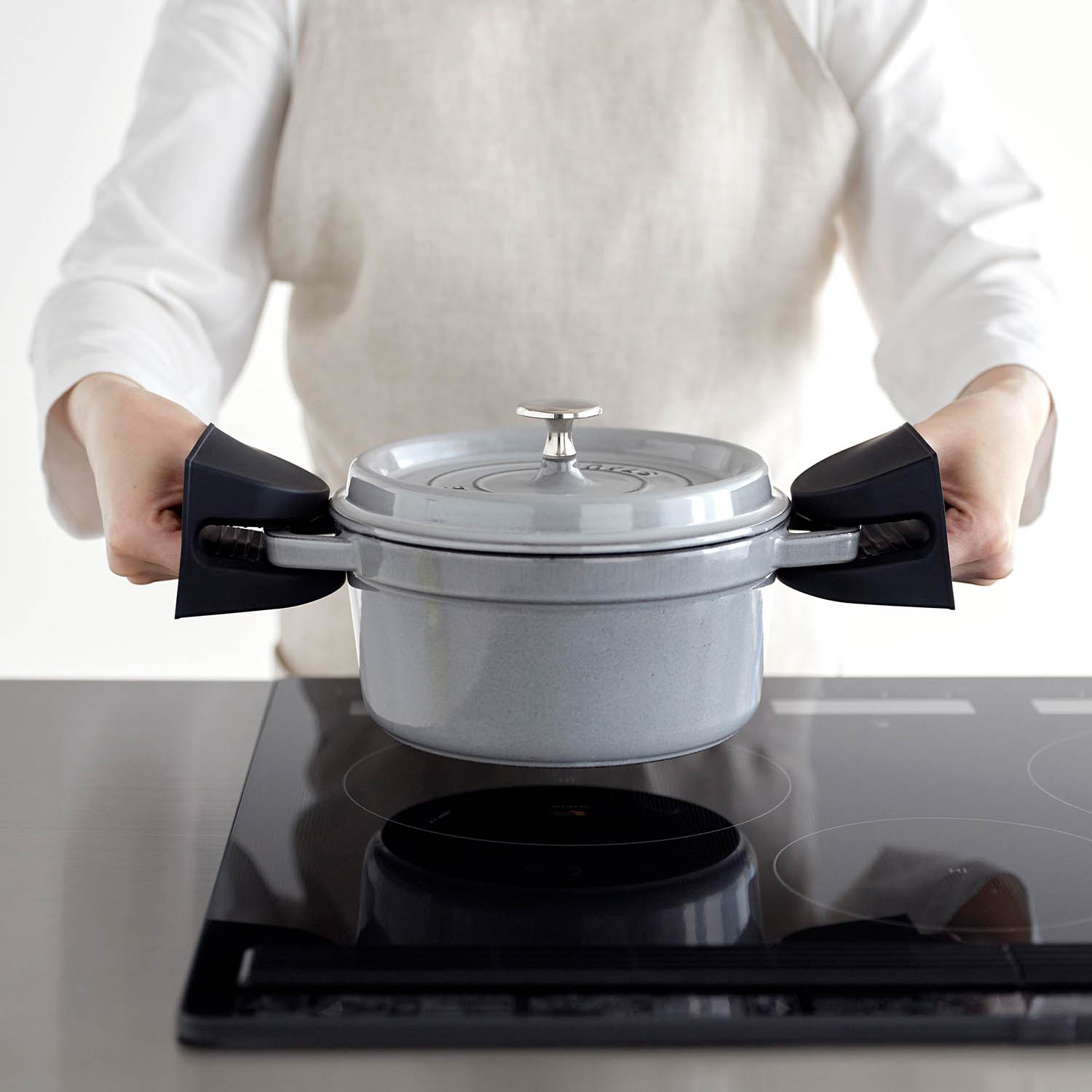 Tower Magnetic Silicone Pot Holders - 2-Set