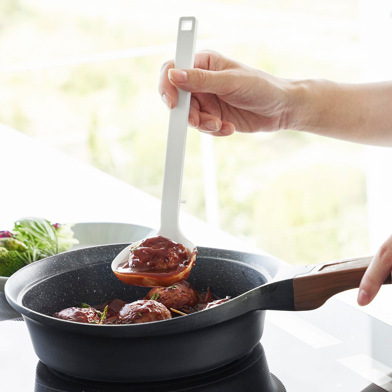 Tower Silicone Ladle S