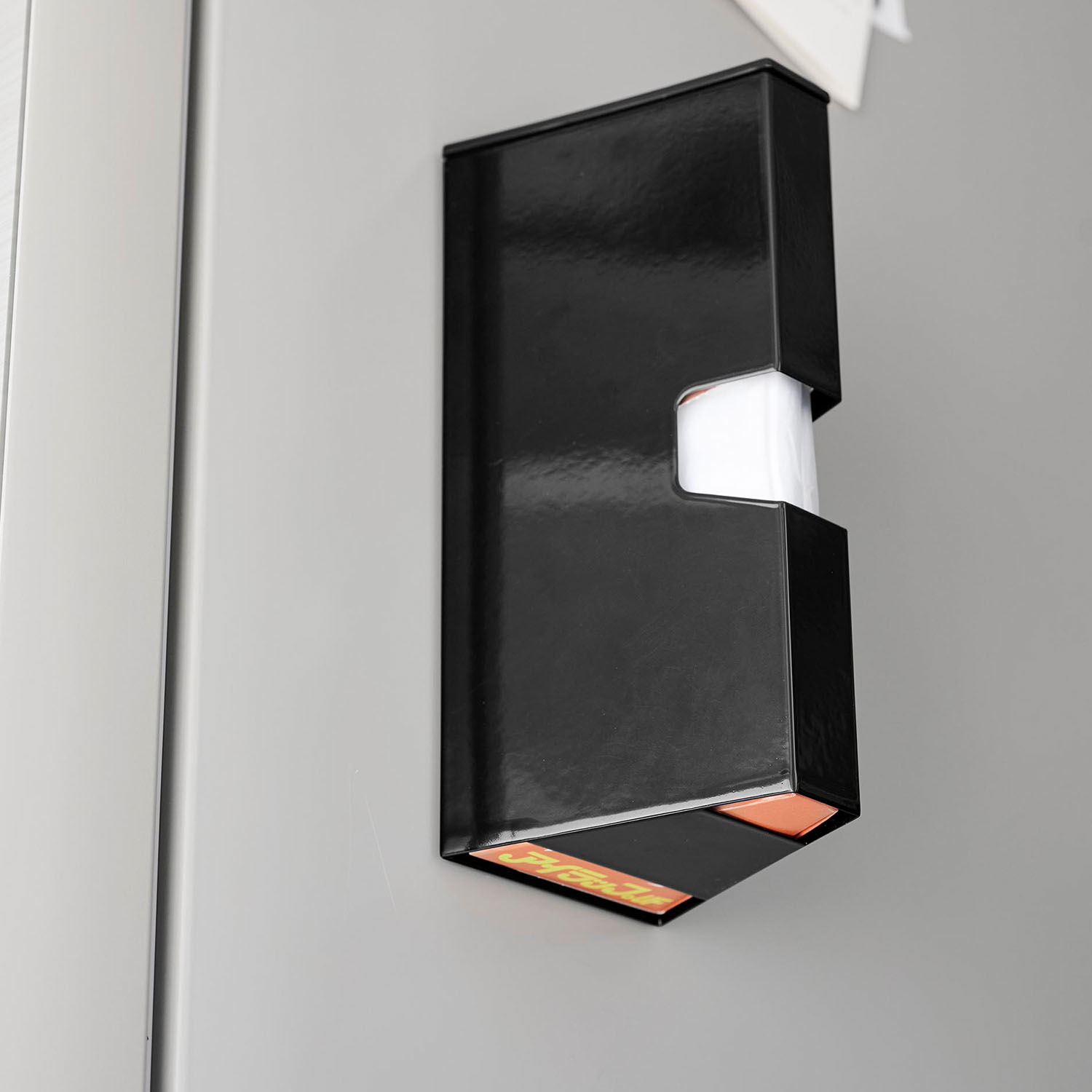 Tower Magnetic Plastic Bag Case