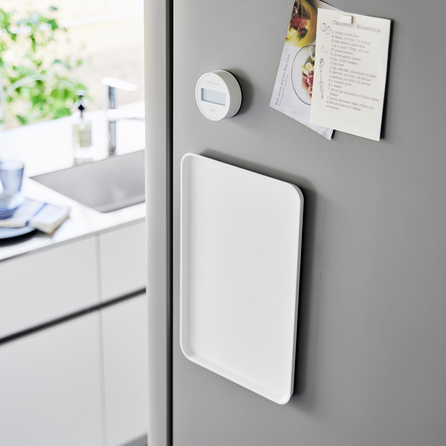 Tower Magnetic Tray