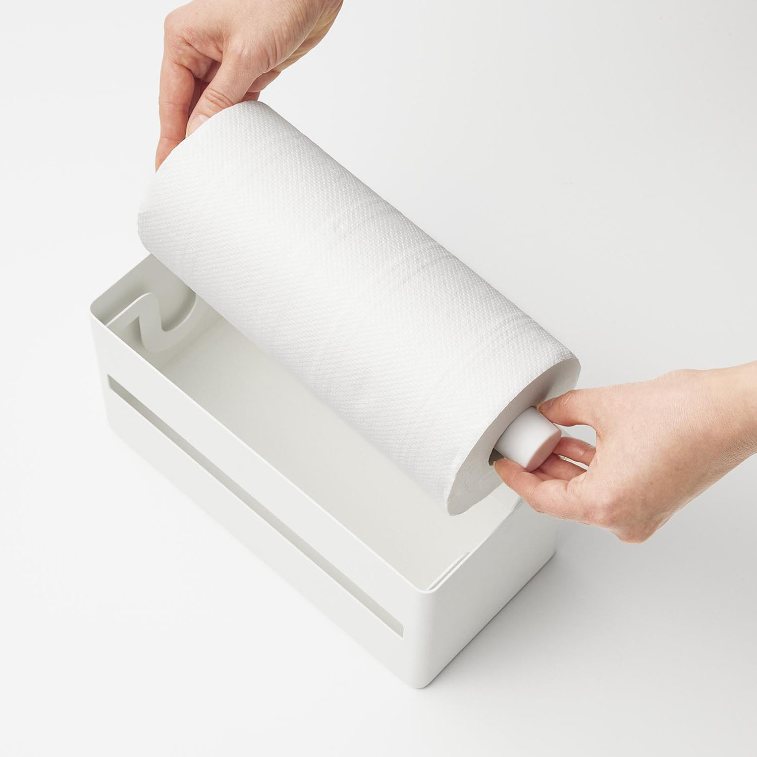 Rin Easy-Tear Paper Towel Dispenser S
