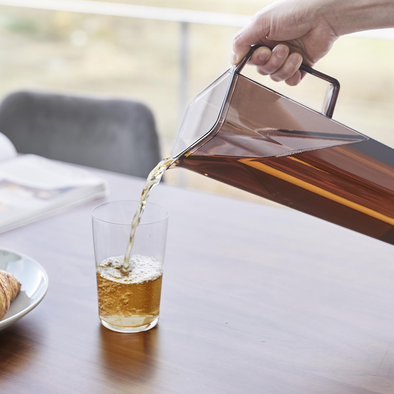 Tower Water Pitcher With Handle - 1.2L