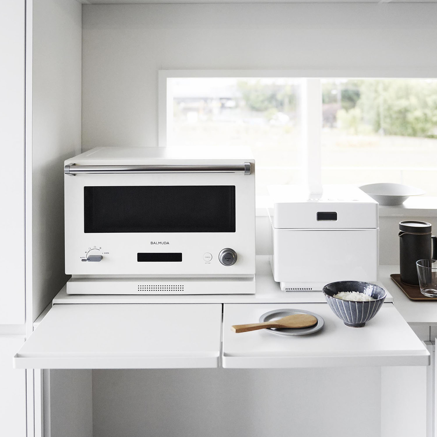Tower Under-Appliance Pull-Out Shelf W80