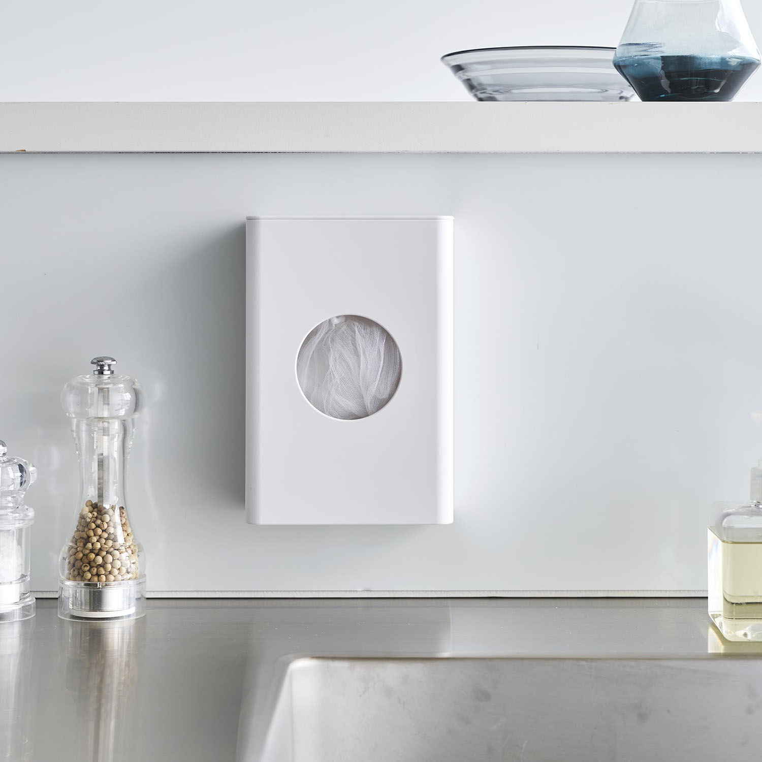 Tower Magnetic Sink Strainer Holder