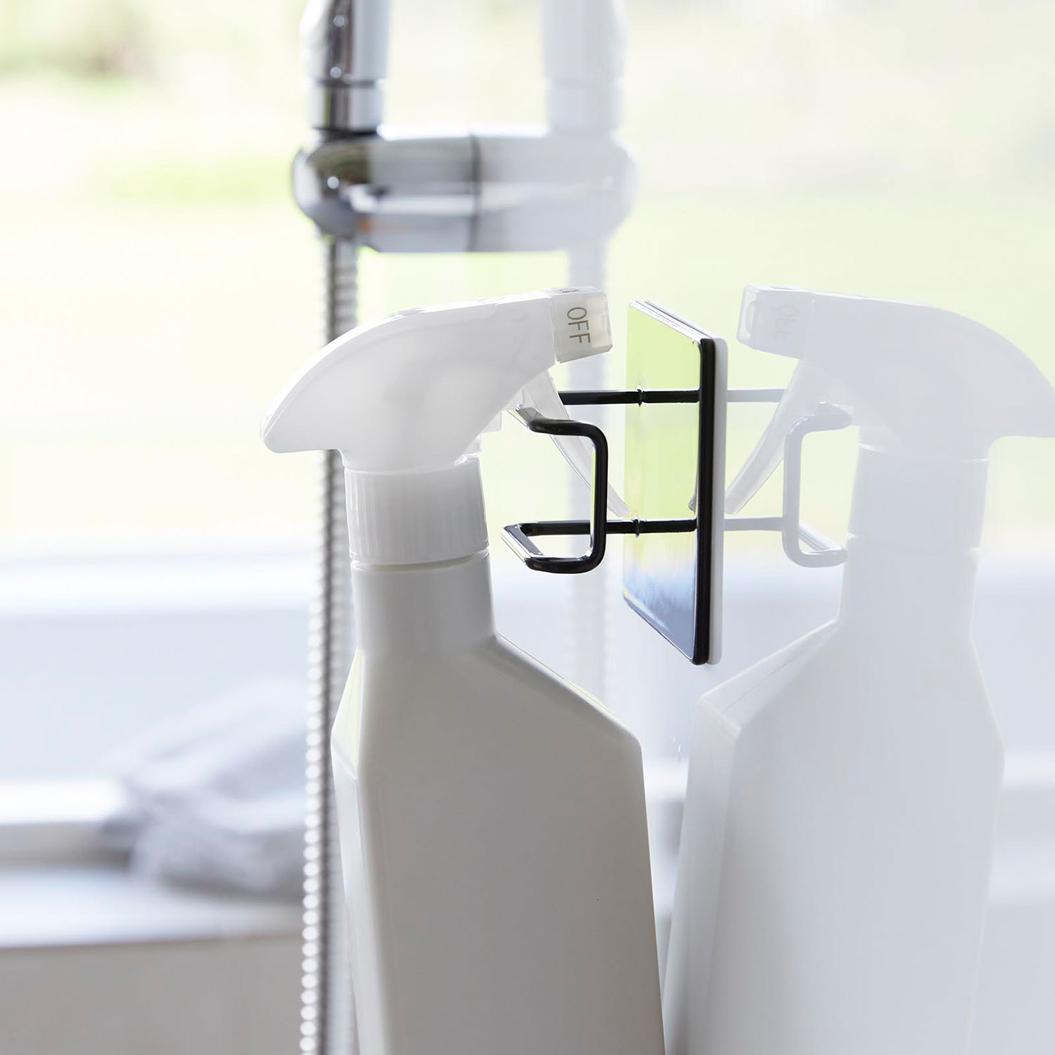 Tower Magnetic Shower Hose Holder