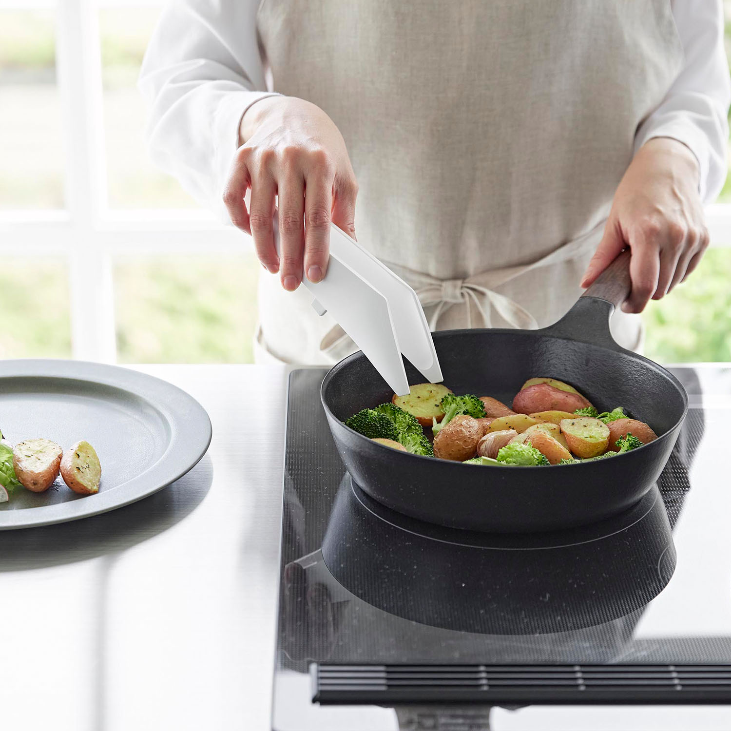 Tower Silicone Mini Tongs
