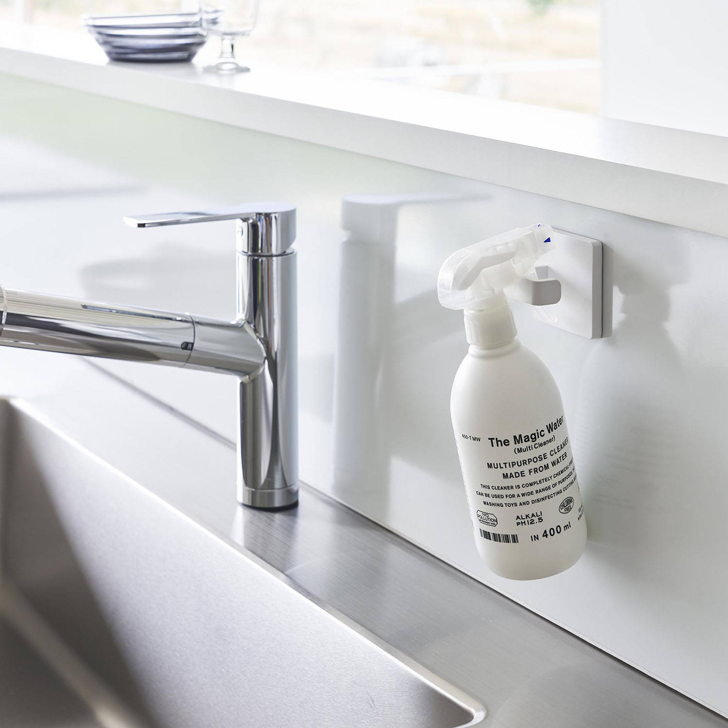 Tower Self-Adhesive Spray Bottle Hook